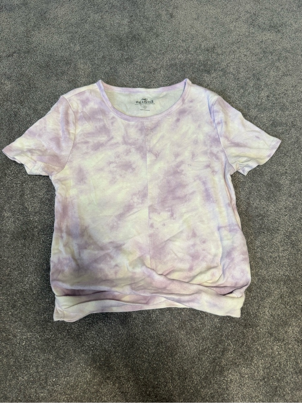 Hollister Lavender & Cream Tie-Dye Crop Top
